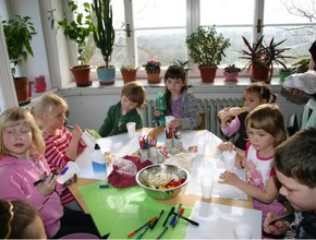 V knihovně na dvorečku • Volnočasový park pro rodiny s dětmi